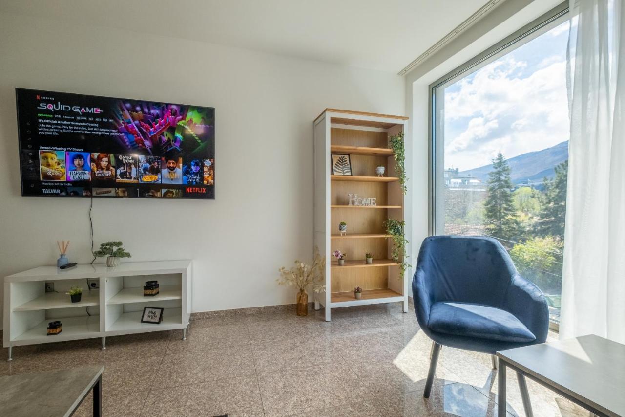 Julie'S Sunny Cozy Apartment With Balcony Sofia Exterior foto